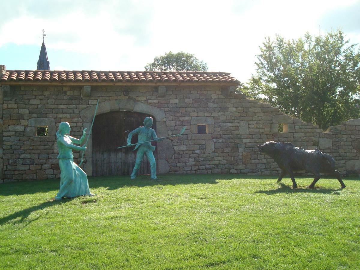 Gite A La Ferme Le Malzieu-Ville Kültér fotó